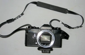 VINTAGE MAMIYA NC1000 35mm SLR Film CAMERA - Picture 1 of 6
