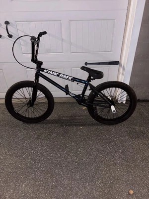 Kink Curb 20” BMX Freestyle Bike with Pegs and Handlebar Brakes - Image 1 of 3