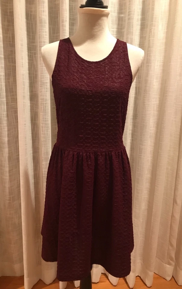 Frenchi 女式青少年女孩勃艮第无袖短派对鸡尾酒礼服 XL 码 — 第 1/4 张图片