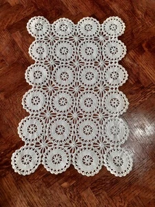 Ancien napperon rectangulaire au crochet, écharpe commode, motif rond, ivoire 10x 15,5" - Photo 1/7