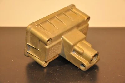 NOS Holley Lemans Fuel Bowl 1960's Ford Shelby High Perf Primary Front 34R-4247B Foto 1 de 4