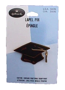 Hallmark Pin Graduation Vintage GRADUATE CAP School COLLEGE Brooch NEW - Picture 1 of 1