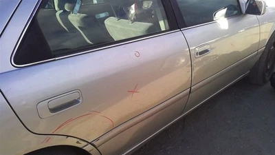 Manija de puerta de pasajero montaje exterior puerta compatible con 97-01 LEXUS ES300 30931103 Foto 1 de 4