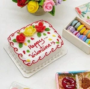 Miniature Valentine Cake, Dollhouse cake, Dolls and miniature - Picture 1 of 5
