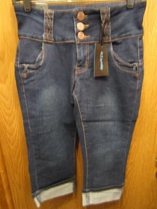 NWT WOMENS B E BY HAILEY 2% SPANDEX BLUE CAPRI SIZE 7 - Picture 1 of 4