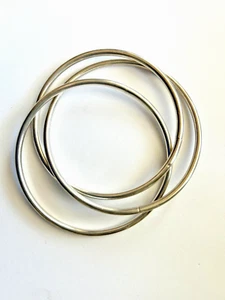 Drei 3 ineinandergreifende große Armreife versilbertes Armband-Set - 8" - Bild 1 von 7