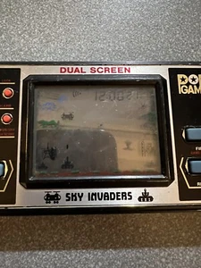 Matsushima/PoP Sky Invaders De Colección 1982 Juego Electrónico Falta Batería Cubierta - Imagen 1 de 6