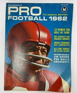 1962 Petersen's Pro Football Jim Brown And The Cleveland Browns  - Picture 1 of 1