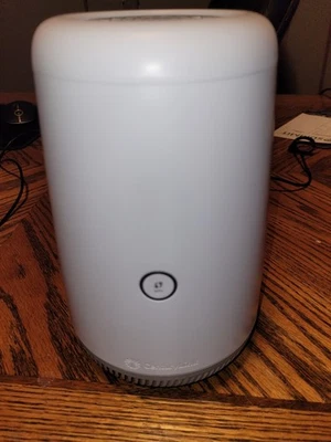 CenturyLink C4000LZ Greenwave DSL Modem Router with power cord - Image 1 of 4