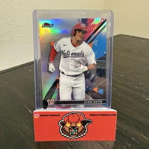 2021 Topps Finest Rifrattore Juan Soto #7 Washington Nationals - Foto 1 di 2