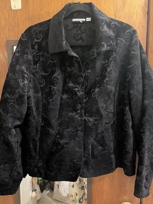 Chaqueta negra Croft and Barrow grande de cachemira brocada para mujer Foto 1 de 3