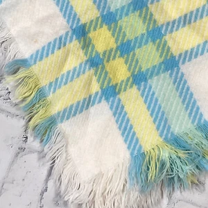 Manta de bebé de acrílico con flecos pastel multicolor blanca amarilla azul - Imagen 1 de 10