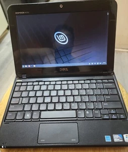 Dell INSPIRON 1012 Mini Netbook Intel Atom, 2GB RAM, 220GB HDD Linux - Afbeelding 1 van 3