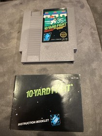 10 Yard Fight Nintendo NES Original Game Cartridge & Manual Tested !