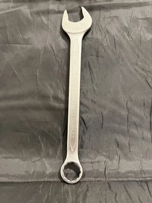 Stanley Combination Spanner/Wrench - 24mm - 87 084 - Chrome Vanadium - Image 1 of 4