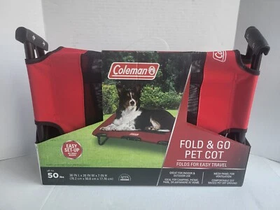 Cuna para mascotas Coleman Fold & Go de hasta 50 libras uso en interiores/exteriores/viajes - roja Foto 1 de 4