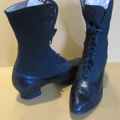 VICTORIAN LEATHER & CANVAS LADIES BOOTS, LACE UP, NICE SHAPE, 9 1/4" LONG  BT2 - Image 1 of 4