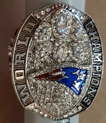 NEW ENGLAND PATRIOTS  2018 TOM BRADY SUPER BOWL LIII MVP WORLD CHAMPIONS RING Cover