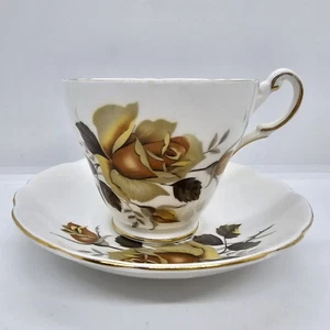 Vintage Regency English Bone China Yellow Rose Gold Rimmed Teacup & Saucer - Picture 1 of 11
