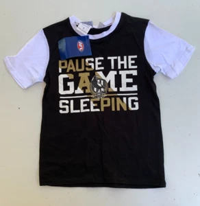 AFL COLLINGWOOD MAGPIES Junior Youth Boys Girls T-shirt Size 8 NWT - Picture 1 of 7