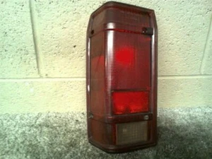 DRIVER LEFT TAIL LIGHT FITS 91-92 RANGER 31453 - Picture 1 of 3