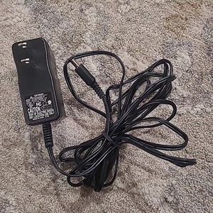 ac adapter Hk-aw050A250-us - Picture 1 of 3