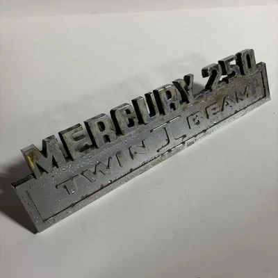 Camión Mercury 250 1965 1966 Twin I Beam Script emblema camioneta M250 original Foto 1 de 3