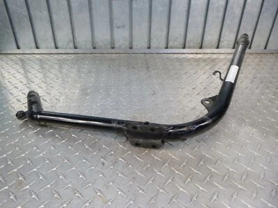 06 Suzuki VS1400 Boulevard Intruder Submarco lateral derecho Submarco Cuna inferior Foto 1 de 4