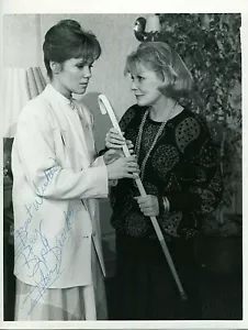 ROBIN DEARDEN Autographed Inscribed 8X10 B&W Publicity photo PC 2544 - Picture 1 of 2