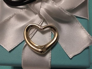 COLGANTE CORAZÓN DIAMANTE GRANDE PERETTI ORO AMARILLO 18K TIFFANY & CO. 8 GRAMOS - Imagen 1 de 15