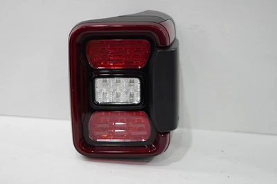 20-23 Jeep JT Gladiator OEM Right RH Tail Light LED With Blind Spot Alert D1 - Image 1 of 4