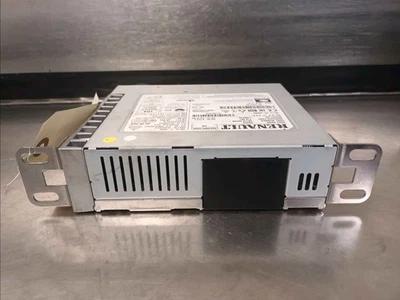 AUTORADIO UNIVERSEL 281151025R RENAULT SCENIC IV Diesel - Photo 1/4