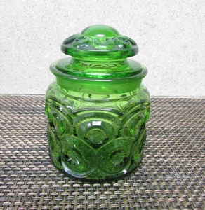 VINTAGE L.E. SMITH MOON & STARS GREEN DEPRESSION GLASS SMALL CANISTER W/ LID 5" - Picture 1 of 4