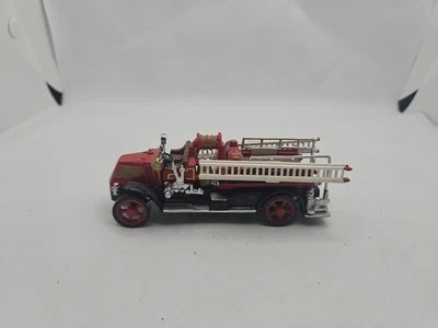 Matchbox Model of Yesteryear Fire Engine Series 1920 Mack AC YFE01 #FT1 - Image 1 of 4