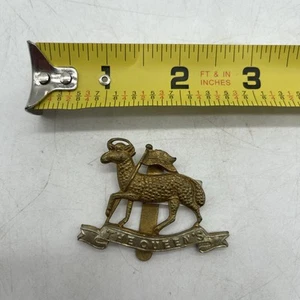 WW2 The Queens Royal West Surrey Regiment Cap Badge British Army Clip - Picture 1 of 4
