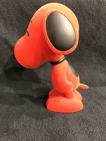 PEANUTS WORLDWIDE ~ SNOOPY REDDISH / ORANGE FLOCKED VINYL FIGURE Appx 8" Cover