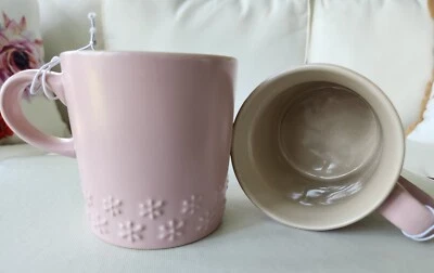 Juego de 2 tazas de café Le Creuset mate ROSA AZÚCAR flor margarita 12 oz taza nueva con etiquetas Foto 1 de 4