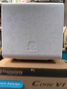Thermaltake Core V1 Mini ITX computer case, Snow Edition - Picture 1 of 8