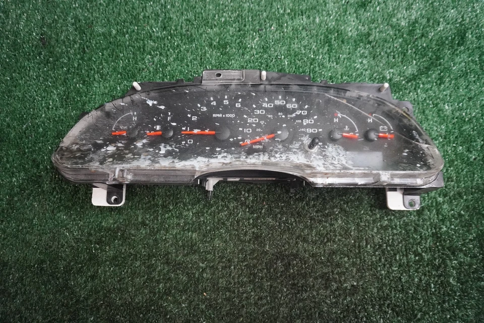 2005 2006 FORD E-150 Speedometer Gauge Cluster OEM 116K Miles 4C2T-10849-AK - Image 1 of 4