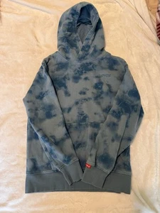 Levi’s Tie-Dye Hoodie Youth Size Medium (10–12) Blue Pullover Sweatshirt Unisex - Picture 1 of 2