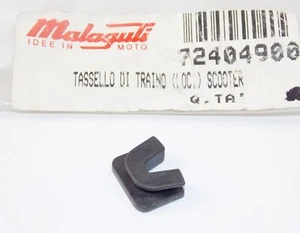 OEM MALAGUTI SCOOTER GRIZZLY 4 F12 ARIA RESTYLING DOWEL HOOK TOWING 724.049.00 - Bild 1 von 1