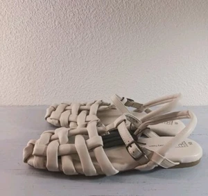 No Boundaries Puffy Trap White Flip Flop Sandal Size 10  New - Picture 1 of 5