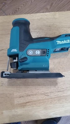 new makita 12 volt brushless jigsaw - Image 1 of 4