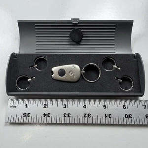 Samsonite Schlüsselring Organizer Set mit Metall Schlüsselanhänger & 4 Ringe im Etui EUC - Bild 1 von 6