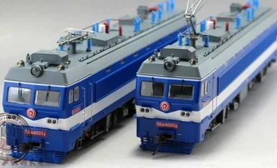 China Railway SS-3B Heavy-duty Double-traction Electric Loco HO 1:87 NEW - Image 1 of 4