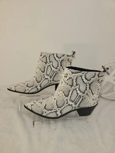 LONGCHAMP Ankle Boots Womens 40 Cream Black Python Printed Leather Bootie NWOB - Picture 1 of 13