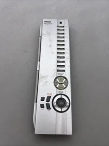 Transmisor de control remoto Yamaha RAV130 VV62710 usado probado y funcionando I02 - Imagen 1 de 8