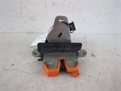 Skoda Fabia Hatchback 2006-2014 Bootlid Lock Mech 6V0 827 501M - Image 1 of 4