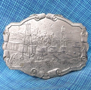 East Texas Oilfield Belt Buckle Gas Oil Vtg 70s Wyoming Studio Art Works .TAZ328 - Picture 1 of 10