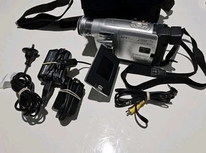 Panasonic NV-VZ15A VHS-C Movie Camera w/Charger & Battery - Picture 1 of 11